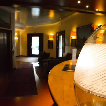 Le Boulevard Szálloda 4*