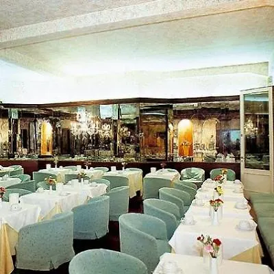 Le Boulevard 4*