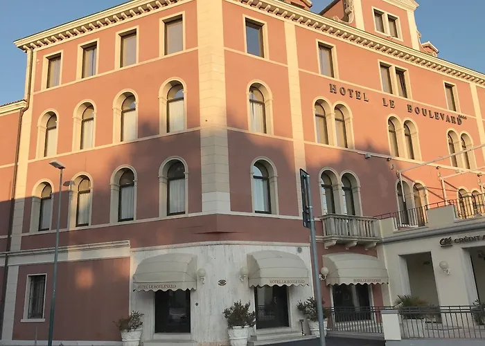 لو بوليفارد