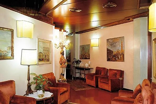 لو بوليفارد فندق البندقية-ليدو