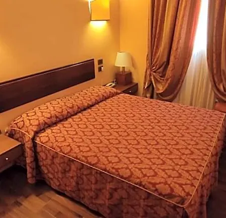 Hotel Le Boulevard 4*