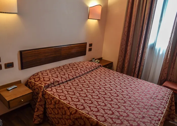 Le Boulevard Szálloda 4*