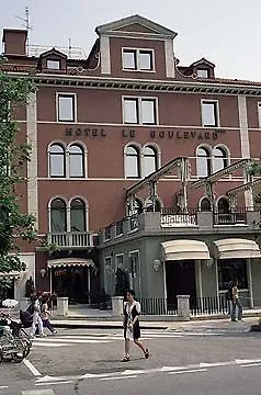 Ξενοδοχείο Le Boulevard 4*