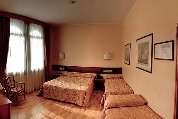 Le Boulevard Ξενοδοχείο