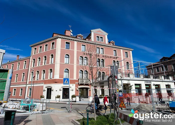 Le Boulevard Szálloda